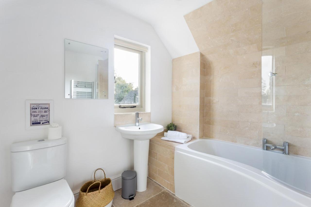 Villa Windrush Burford Exterior foto